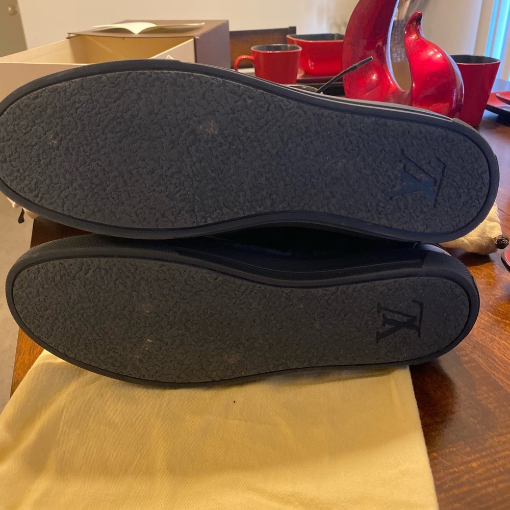 Louis Vuitton high top sneakers - Picture 7 of 8